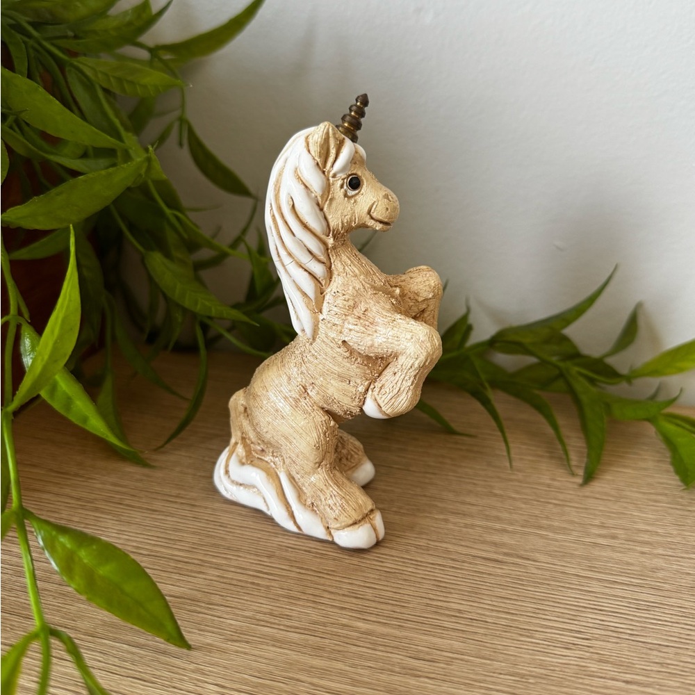 Artesania Rinconada Unicorn Figurine
